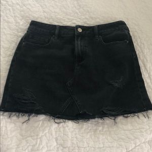 Pacsun jean black mini skirt size 28 frayed